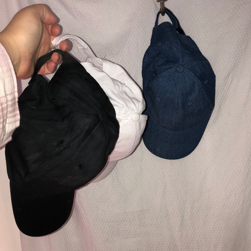 NWOT Never Been Worn 3 Canvas Baseball Hats: White, Black, and Denim for women